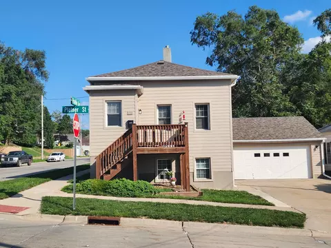 321 Platner St, Council Bluffs, IA 51503