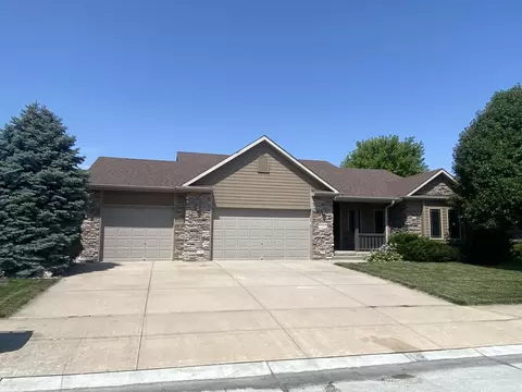 10014 S 177th St, Omaha, NE 68136