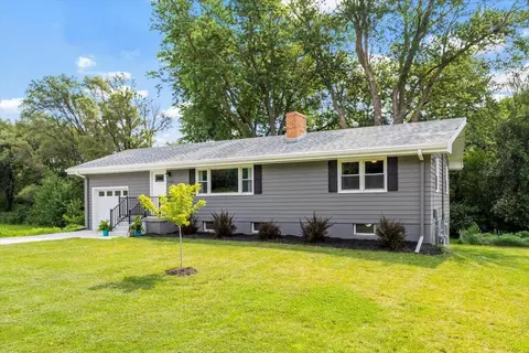 15261 State Orchard Rd, Council Bluffs, IA 51503