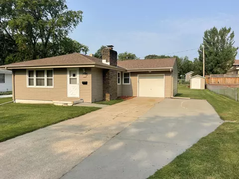 5012 S 130 St, Omaha, NE 68137