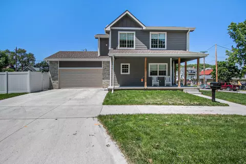 542 Voorhis St, Council Bluffs, IA 51503