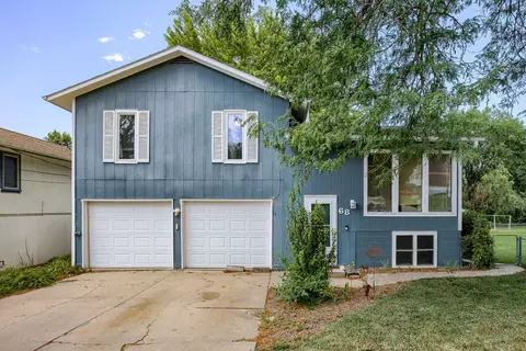 68 Opal Dr, Council Bluffs, IA 51503