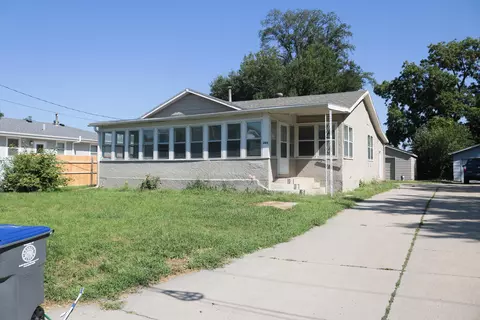 3102 10th Ave, Council Bluffs, IA 51501