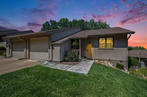 1122 Arbor Ridge Dr, Council Bluffs, IA 51503