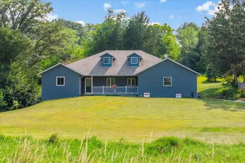 30826 450th St, Avoca, IA 51521