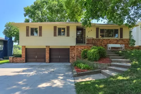 319 Wildwood Rd, Council Bluffs, IA 51503
