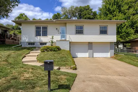 49 Cottner Dr, Council Bluffs, IA 51503