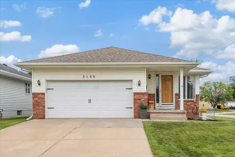 3102 8th Ave, Council Bluffs, IA 51501