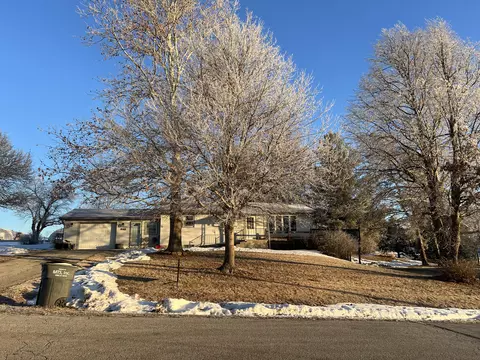 610 Hamilton St, Macedonia, IA 51549