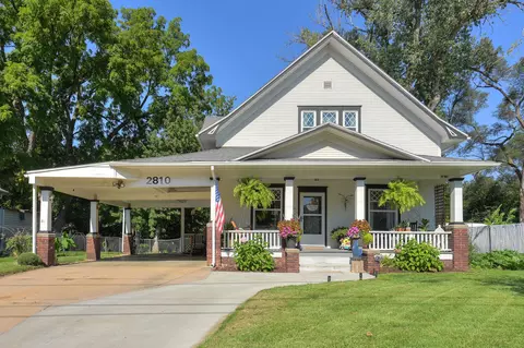 2810 N Broadway, Council Bluffs, IA 51503