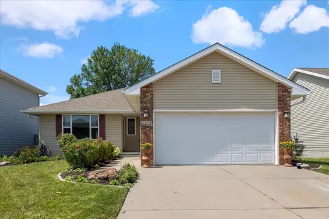 2518 Pavich Dr, Council Bluffs, IA 51501