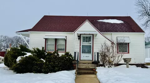 11 Holst St, Treynor, IA 51575