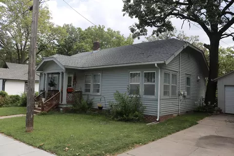 505 Huntington Ave, Council Bluffs, IA 51503