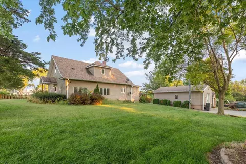 23533 Aspen Rd, Council Bluffs, IA 51503