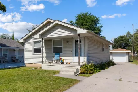 2910 Ave H, Council Bluffs, IA 51501