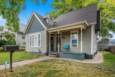 137 Benton St, Council Bluffs, IA 51503