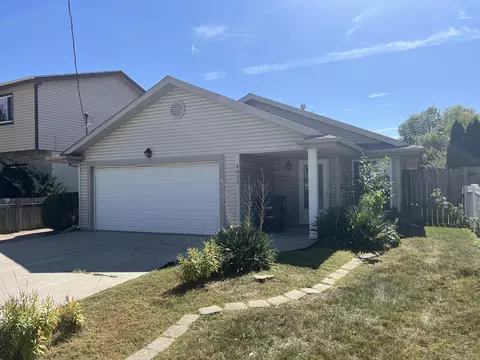 4023 Ave C, Council Bluffs, IA 51501