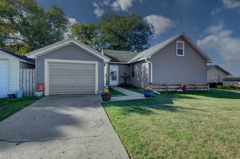 405 8th Ave, Defiance, IA 51527