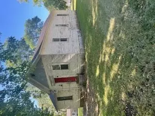 1212 4th St, Onawa, IA 51040