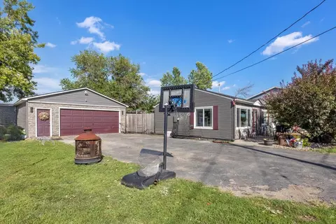 2808 Twin City Dr, Council Bluffs, IA 51501