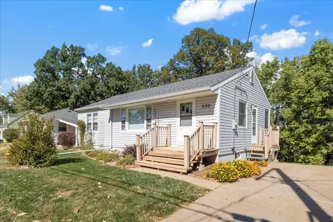 330 Midland Dr, Council Bluffs, IA 51503