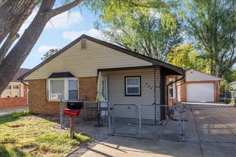 2445 Ave I, Council Bluffs, IA 51501