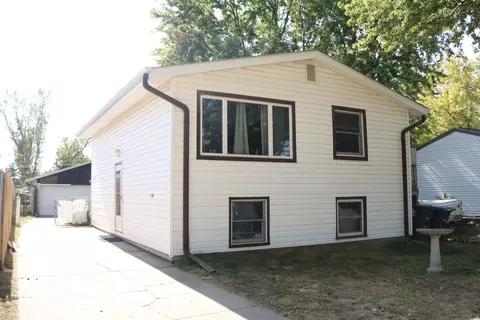 2119 Ave K, Council Bluffs, IA 51501