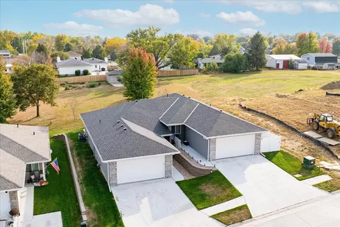 509 Hope Ave, Underwood, IA 51576
