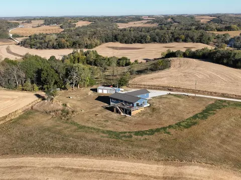 2234 200th Ln, Logan, IA 51546