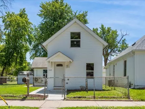 1127 6th Ave, Council Bluffs, IA 51501