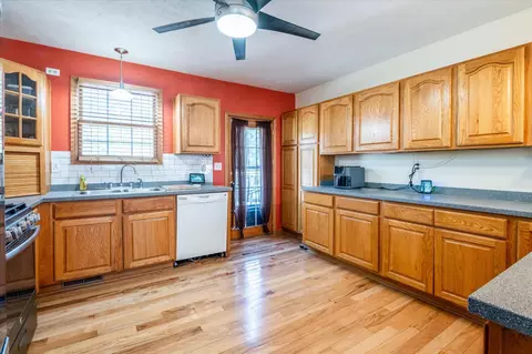317 S Dye St, Carson, IA 51525 photo 7