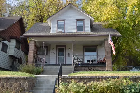 220 Lincoln Ave, Council Bluffs, IA 51503