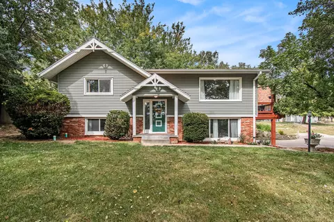 1728 Mcpherson Ave, Council Bluffs, IA 51503