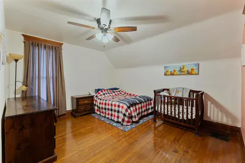 Bedroom - 514 Cipher St, Macedonia, IA 51549 photo 4 of 4