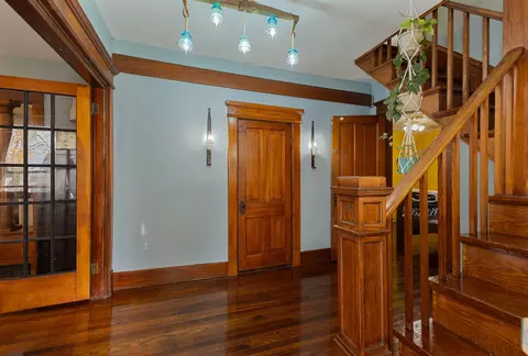 Entry Way - 514 Cipher St, Macedonia, IA 51549 photo 3 of 6