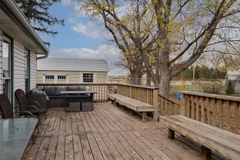 Exterior - 514 Cipher St, Macedonia, IA 51549 photo 4 of 5