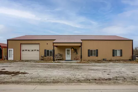 810 Morton Ave, Emerson, IA 51533