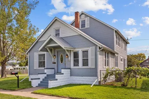 2201 S 8th St, Council Bluffs, IA 51501