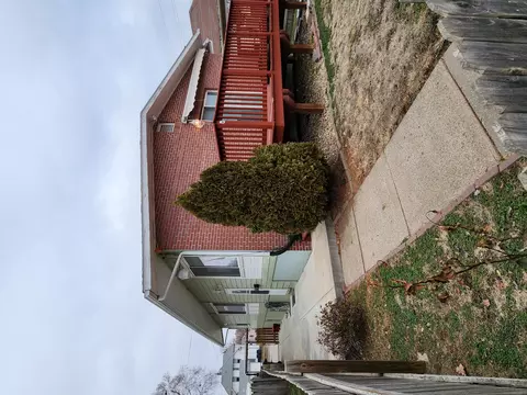 1708 6th Ave, Council Bluffs, IA 51501