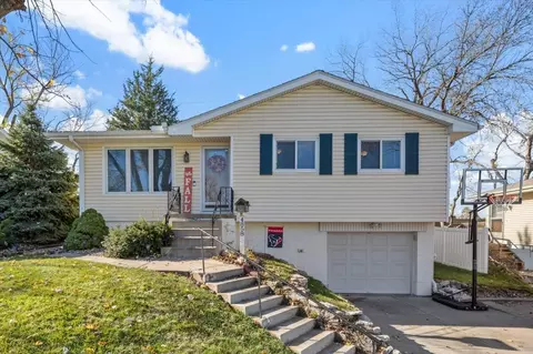 4858 S 143rd St, Omaha, NE 68137