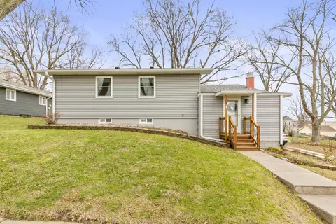 306 Lincoln St, Minden, IA 51553