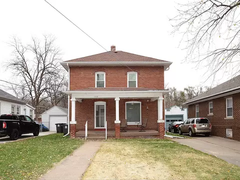 1105 Harrison St, Council Bluffs, IA 51503