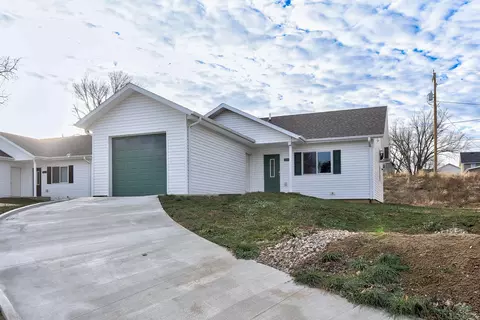 519 N 5th Avenue Ave, Logan, IA 51546