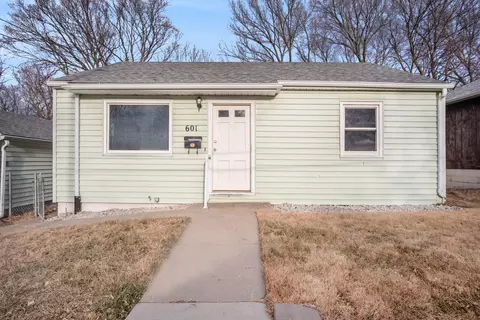 601 Grace St, Council Bluffs, IA 51503