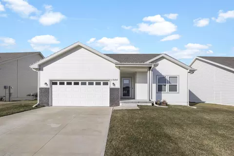 1086 Deveron Dr, Council Bluffs, IA 51503