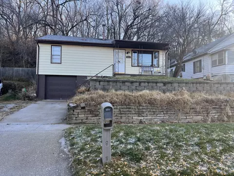 823 Filmore Ave, Council Bluffs, IA 51503