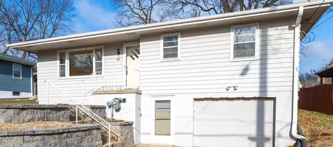 106 Sylvan Dr, Council Bluffs, IA 51503