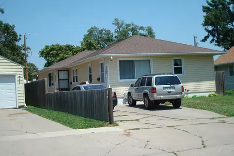2920 Ave F, Council Bluffs, IA 51501
