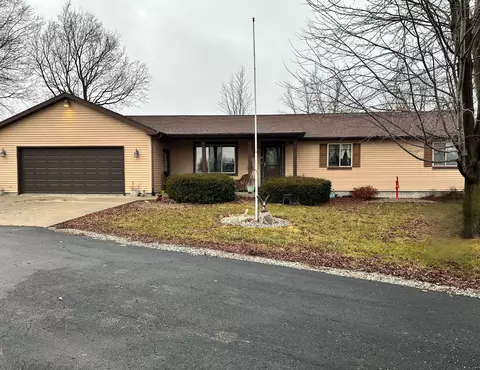 1714 Illinois St, Bedford, IA 50833