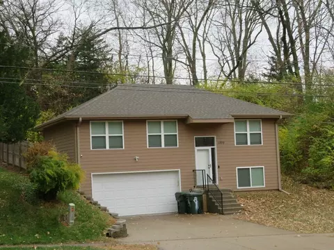 1309 Mcpherson Avenue Ave, Council Bluffs, IA 51503